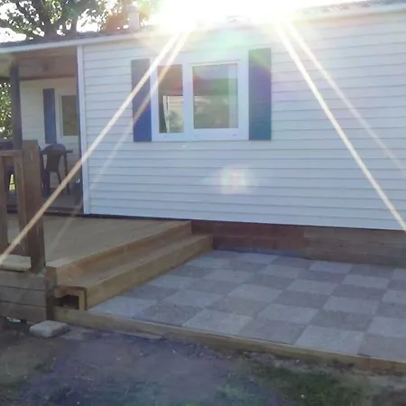 Mobil-home Camping La Giroflee *